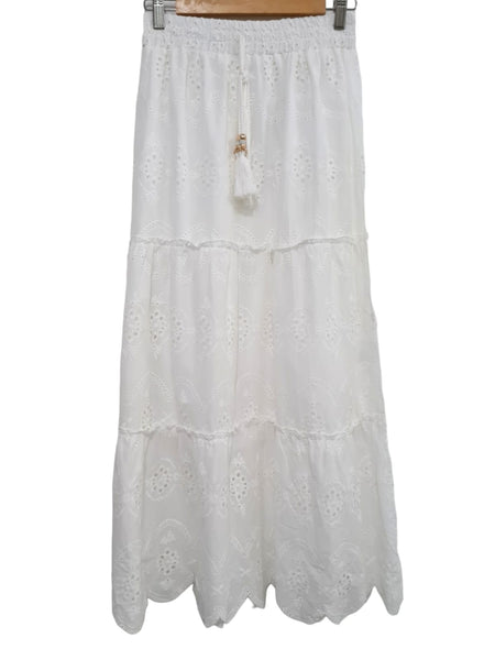 FALDA BLANCA 610