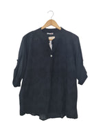 BLUSA BORDADA NEGRA 23003