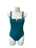 CALZONETA W30047 (LADRILLO, NEGRO, VERDE)